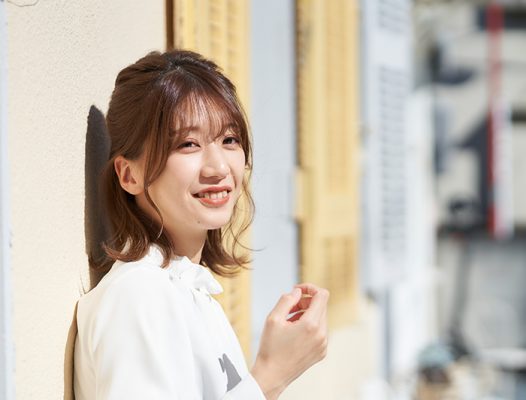 ミディアムヘアの女の子